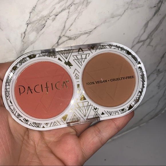 pacifica beauty highlighter and blush